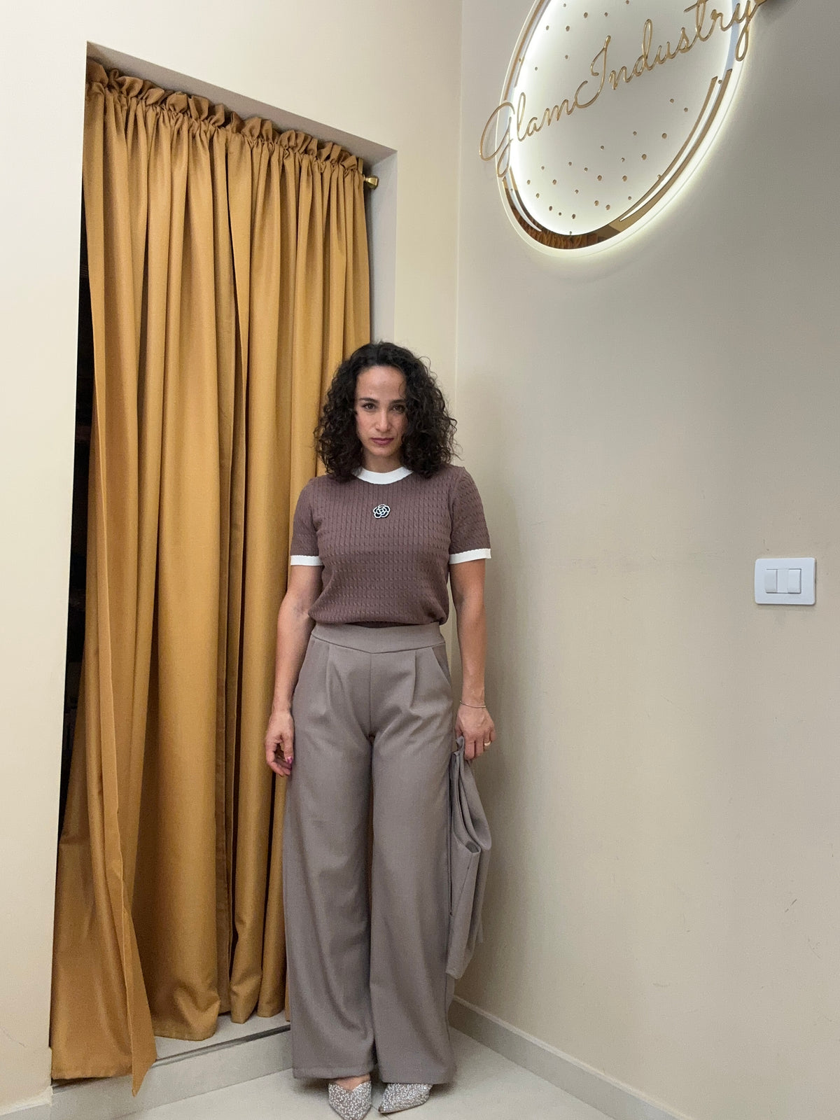 Maglia traccia e fiore