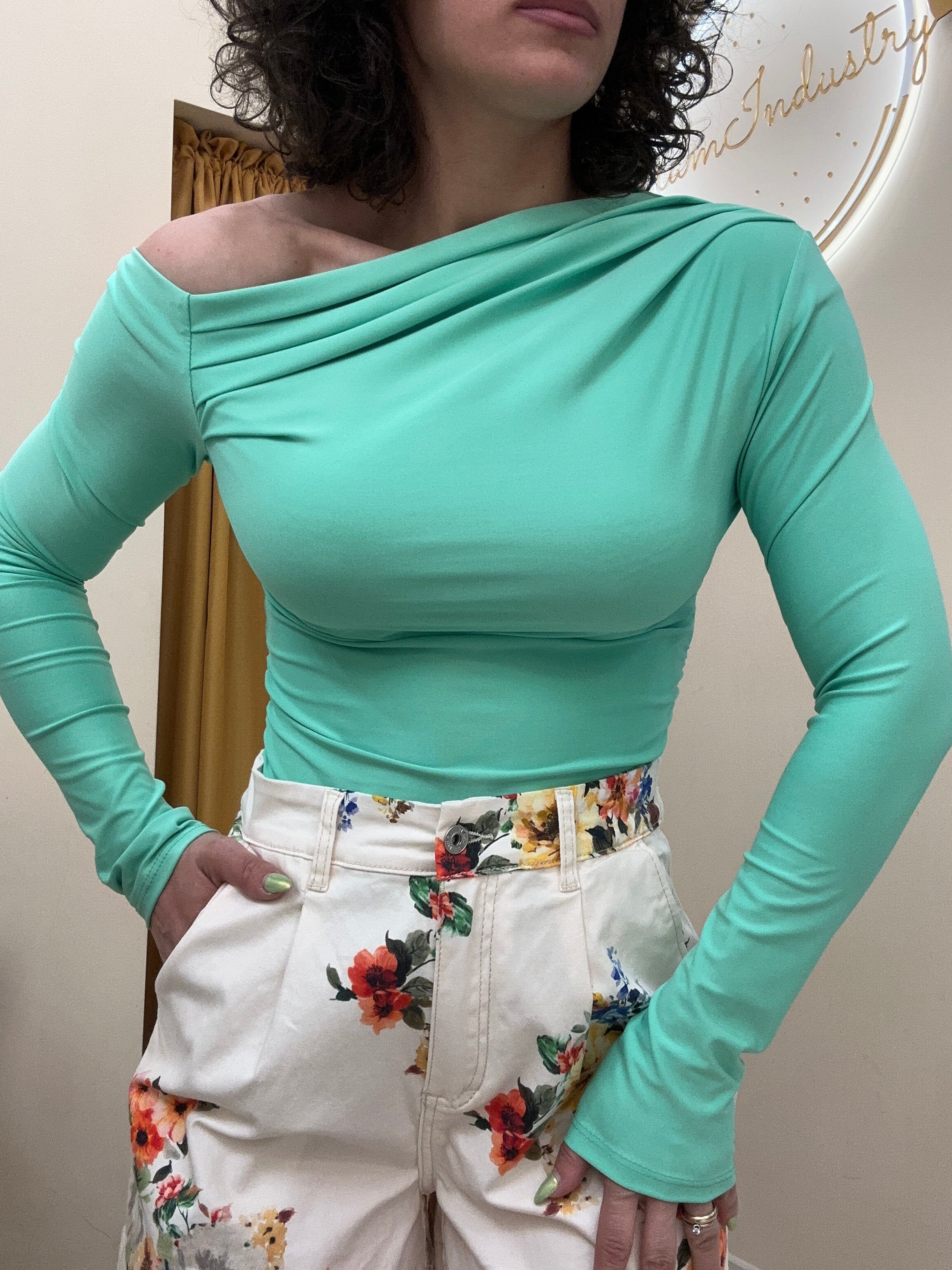 Maglia asimmetrica lycra