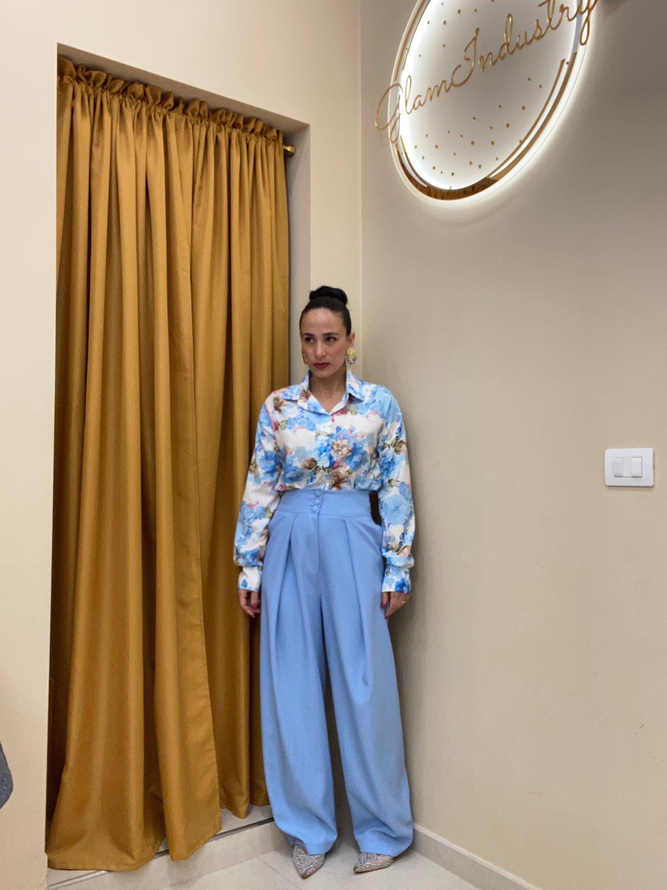 Pantalone tre bottoni celeste