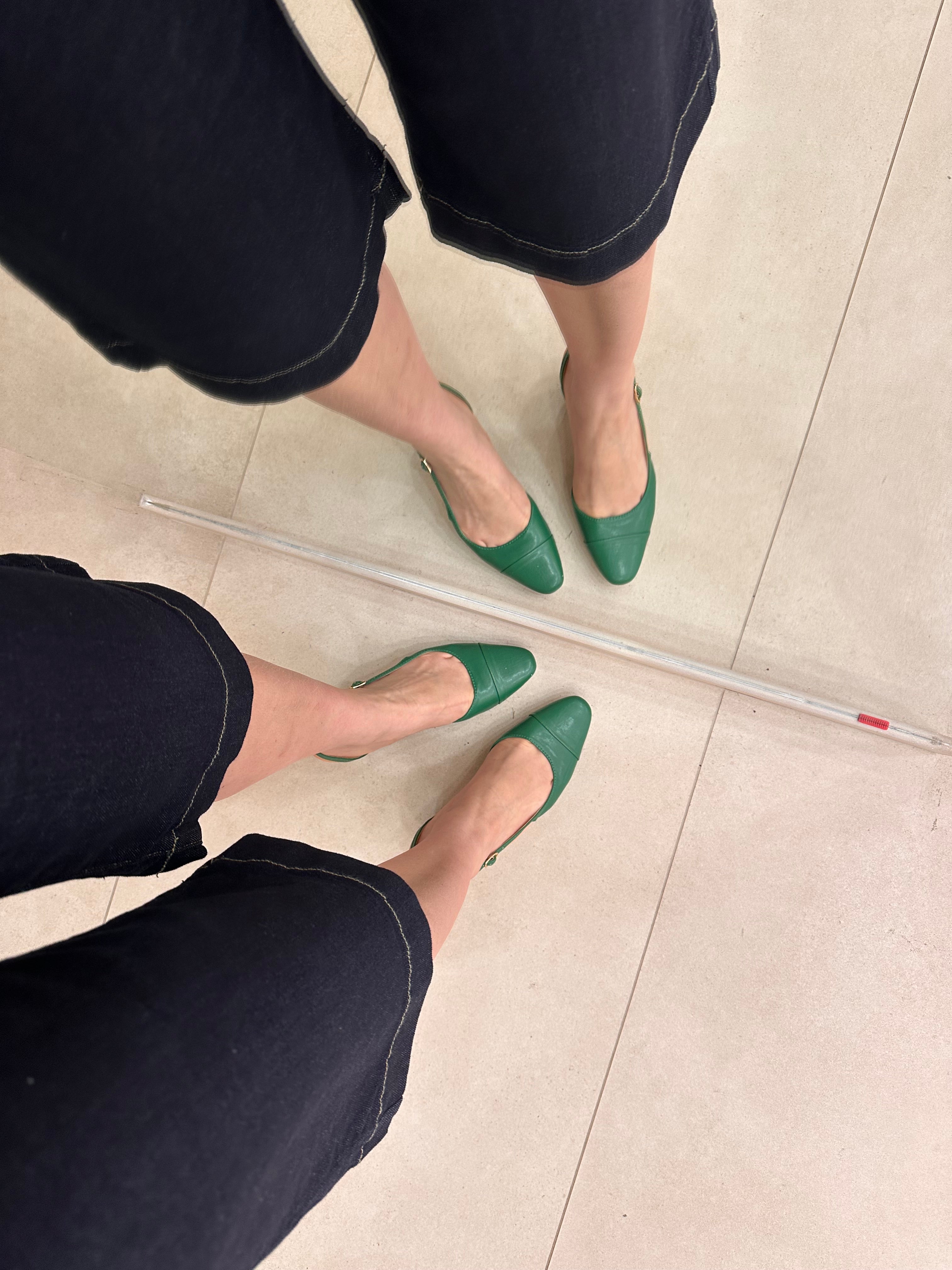 Slingback ecopelle verde