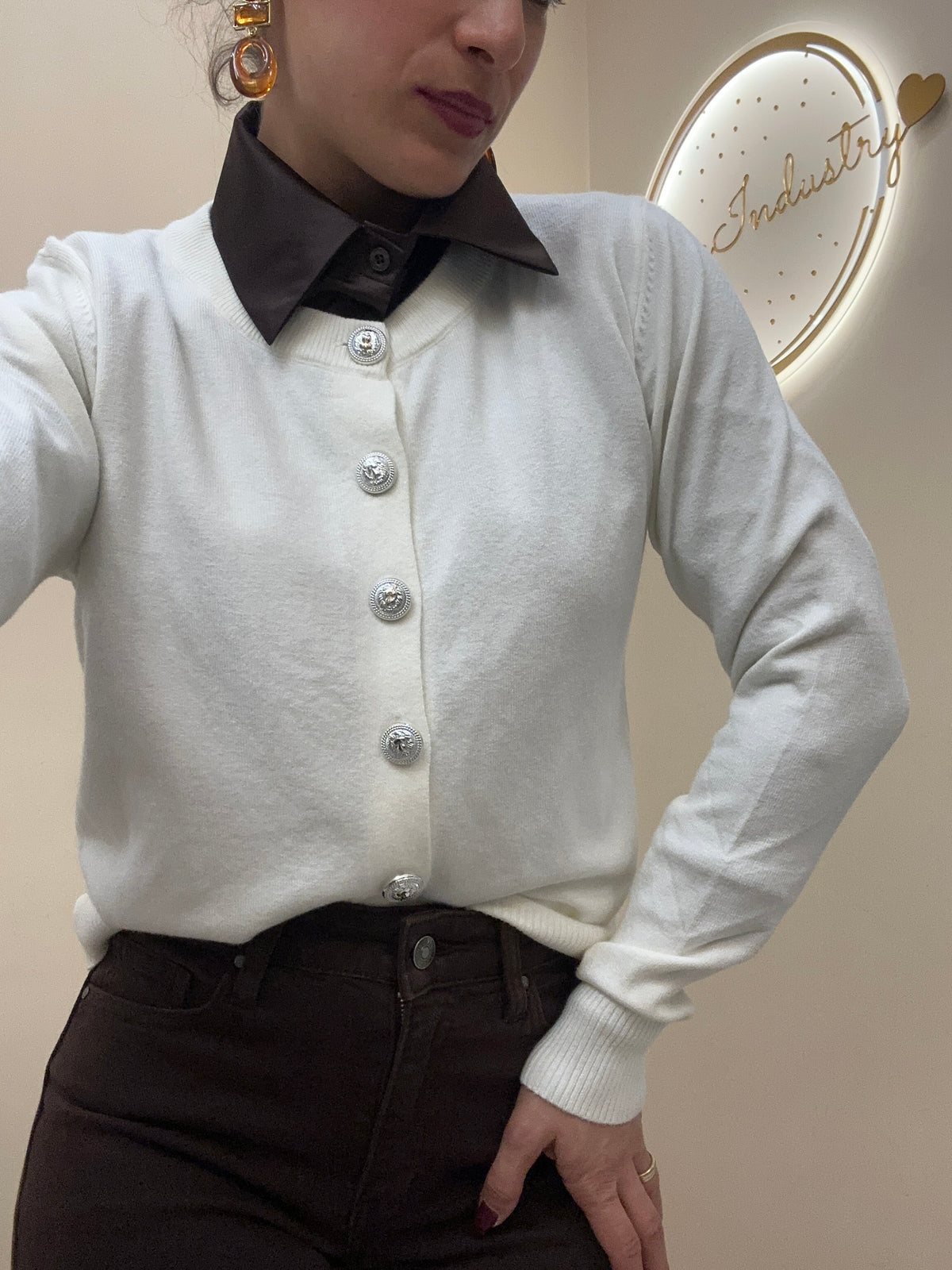 Cardigan sobrio
