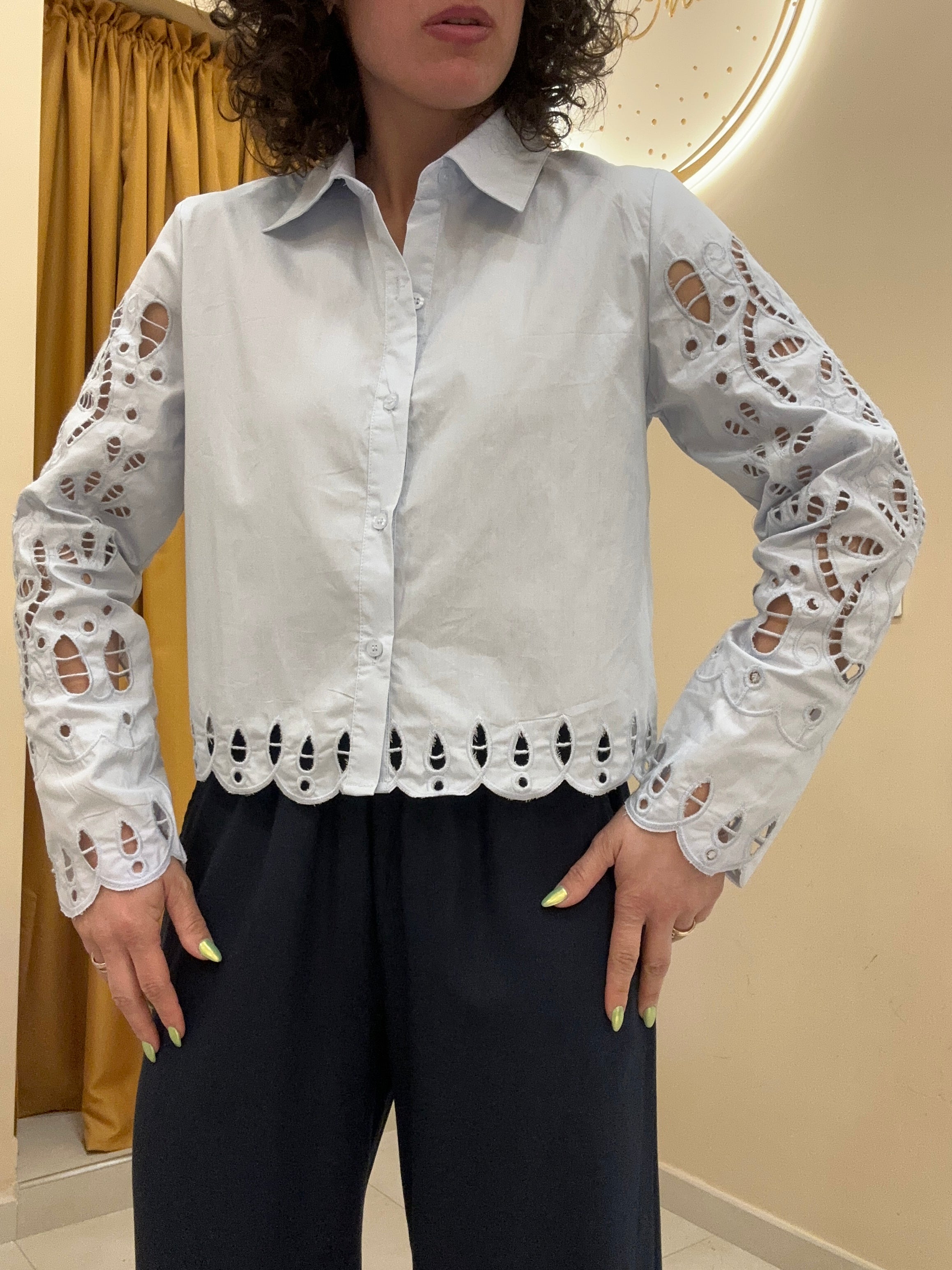 Camicia lavorata Celeste