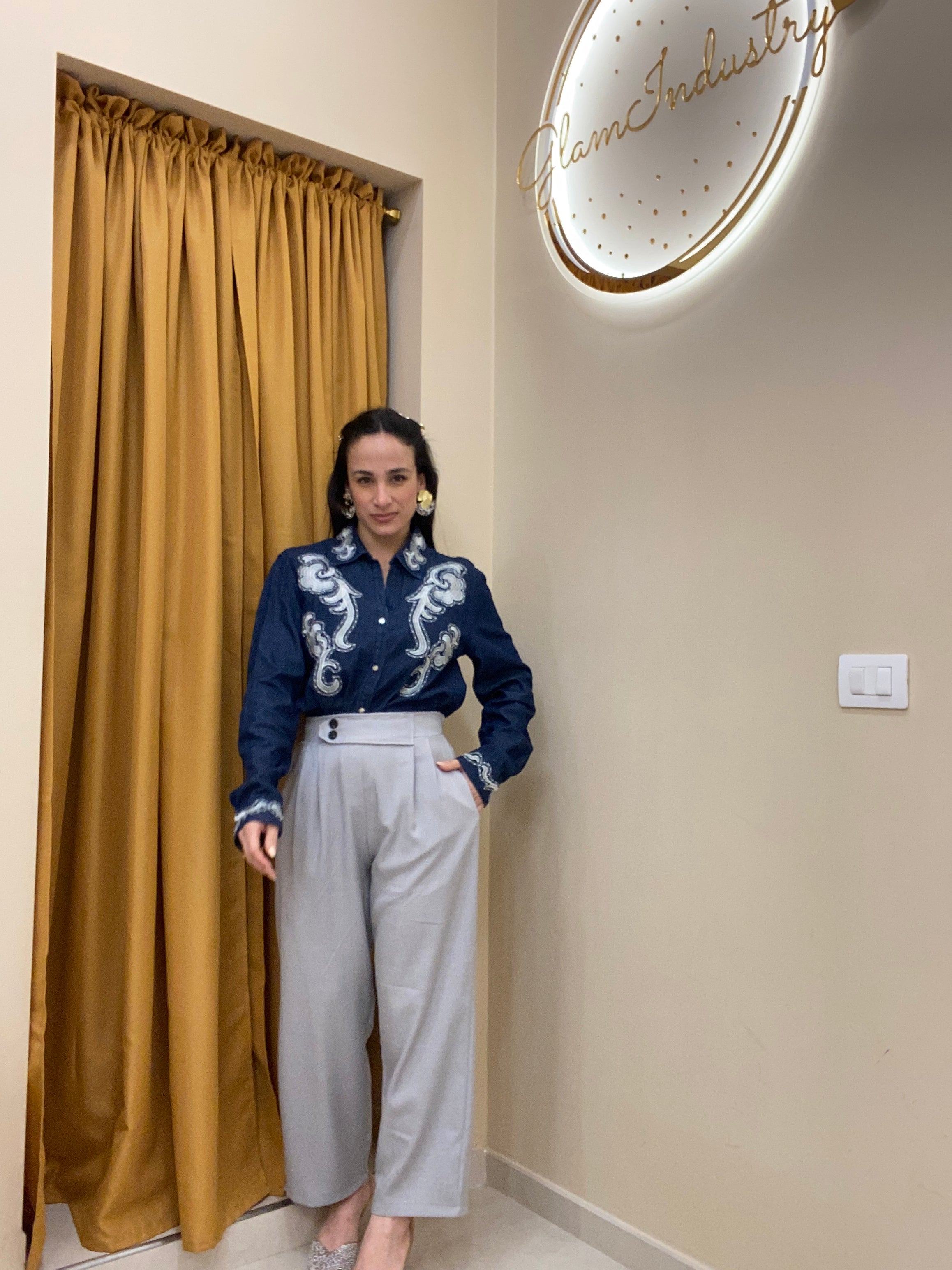 Camicia jeans ricami grigi