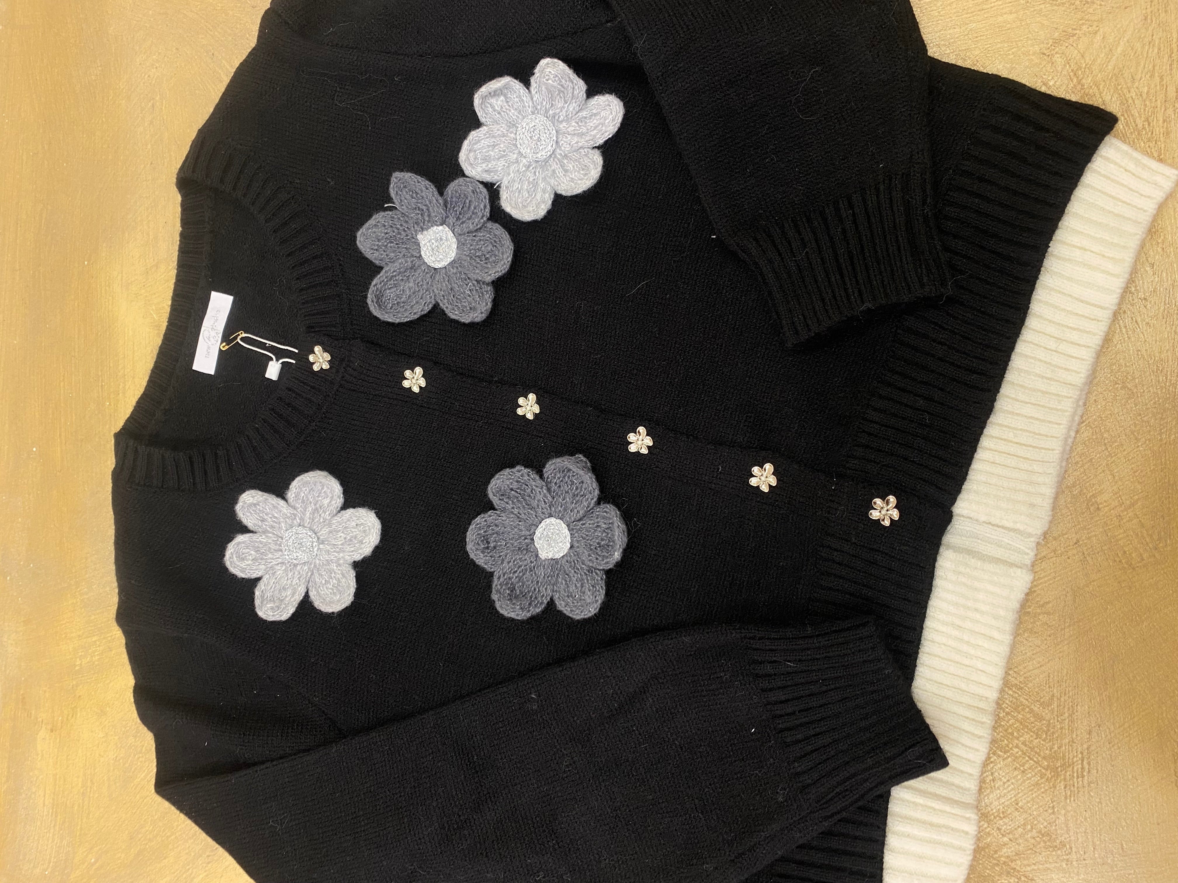 Cardigan flower