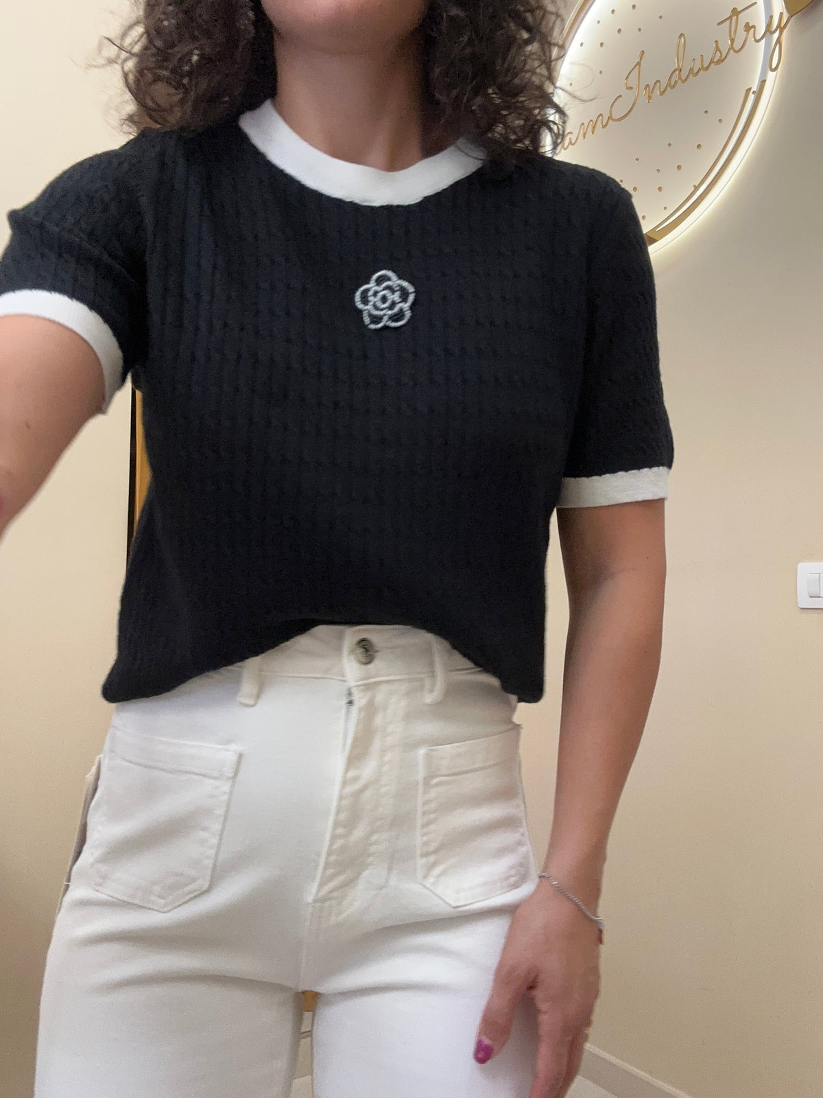 Maglia traccia e fiore