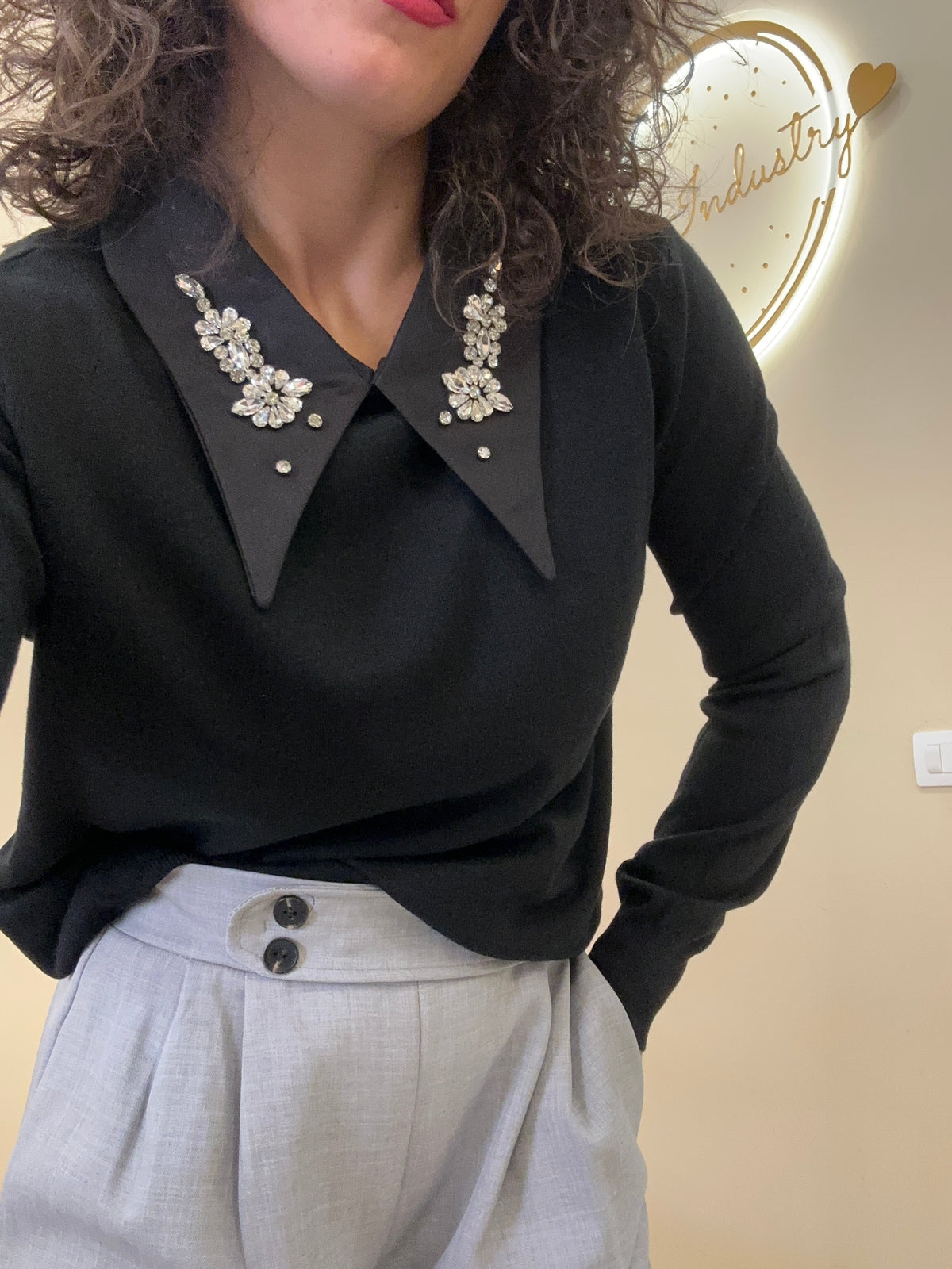 Maglione colletto non sobrio
