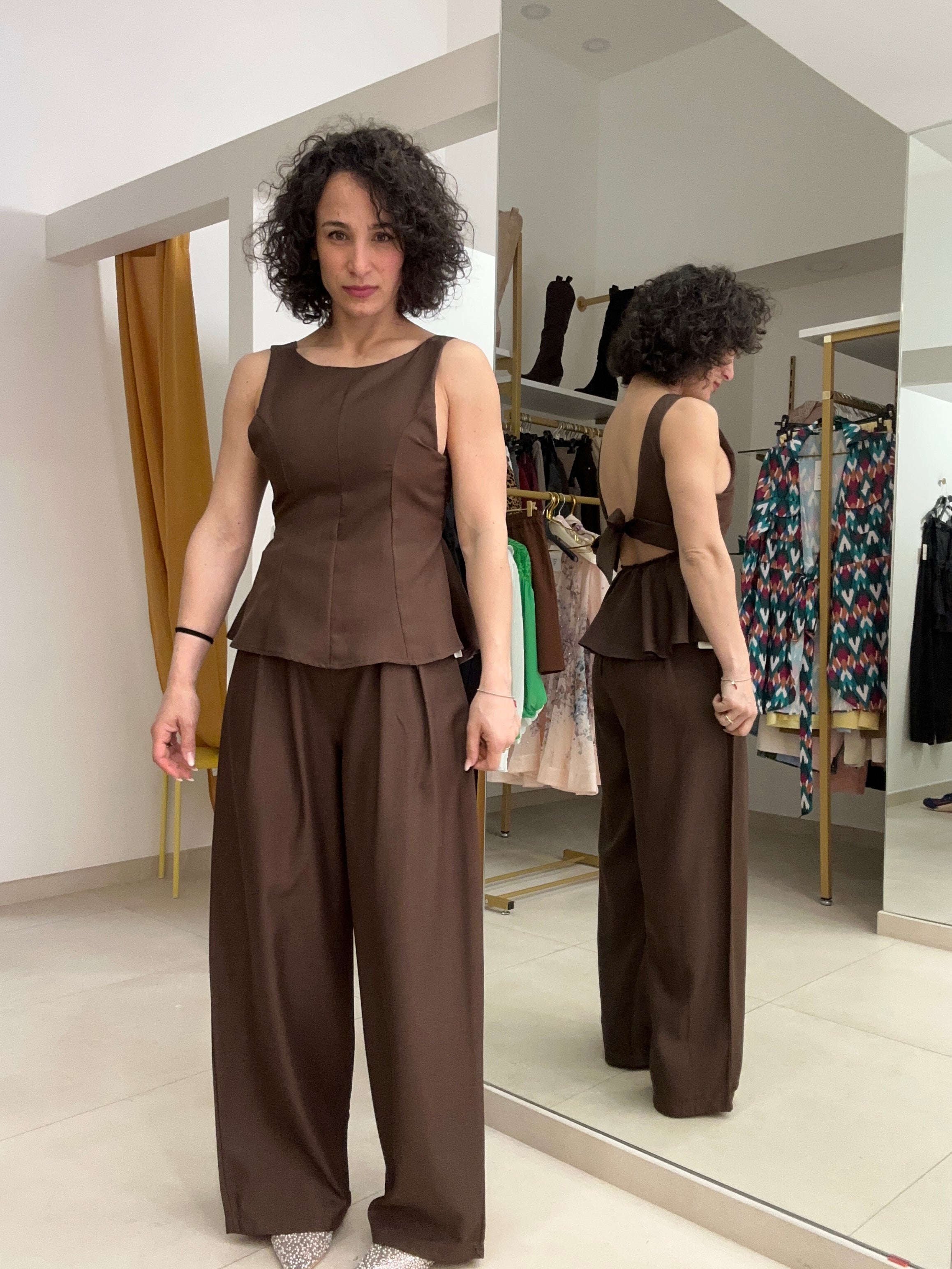 Completo fashion ma low cost marrone