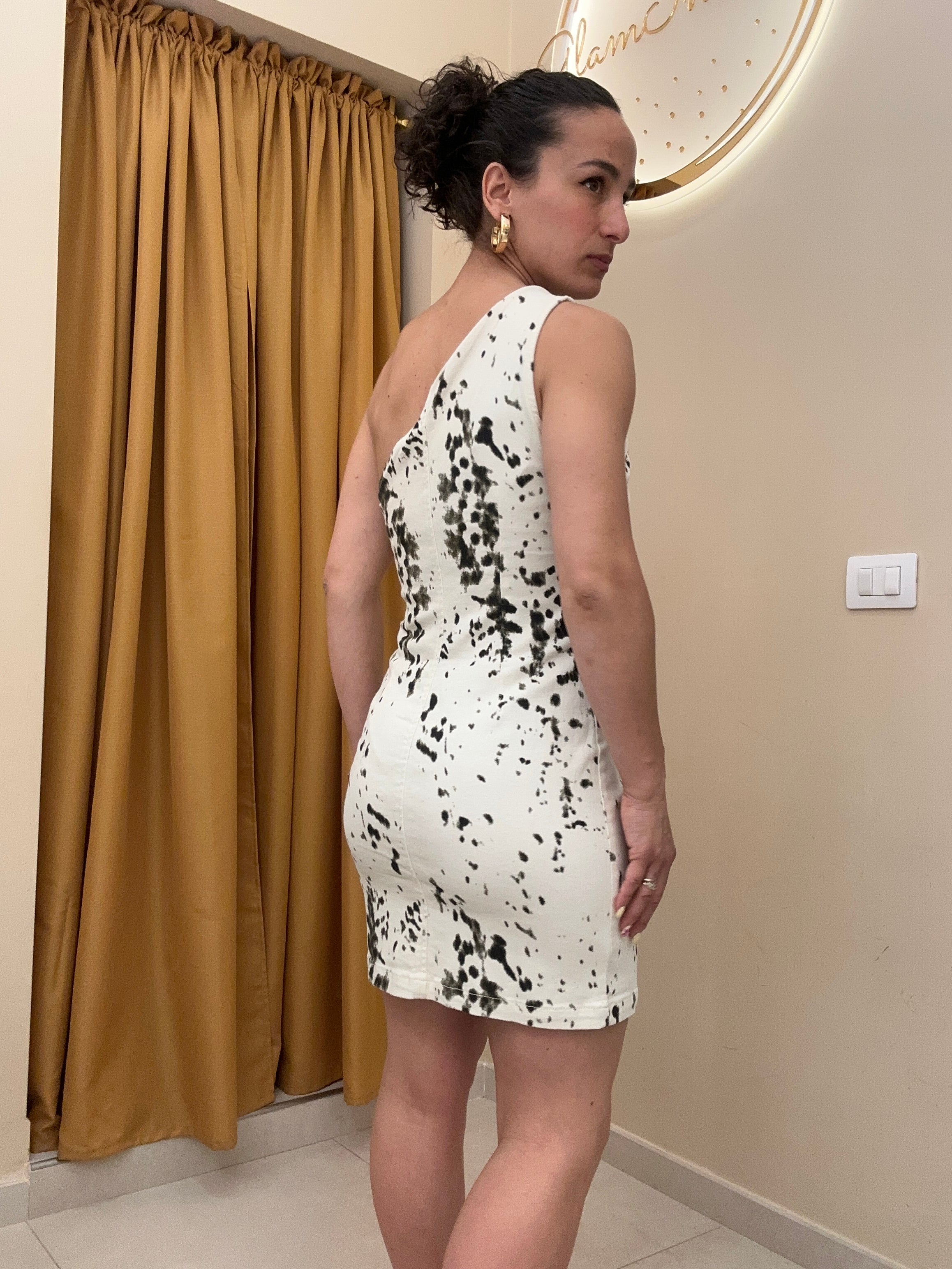 Abito mucca bianco
