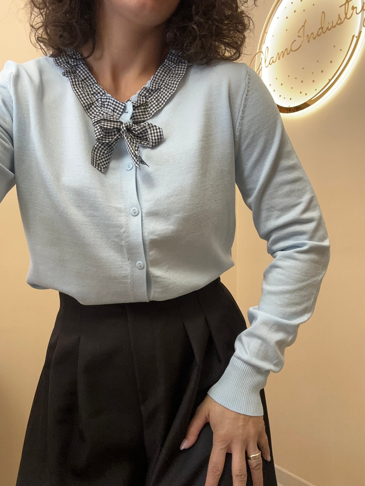 Cardigan fiocchetto