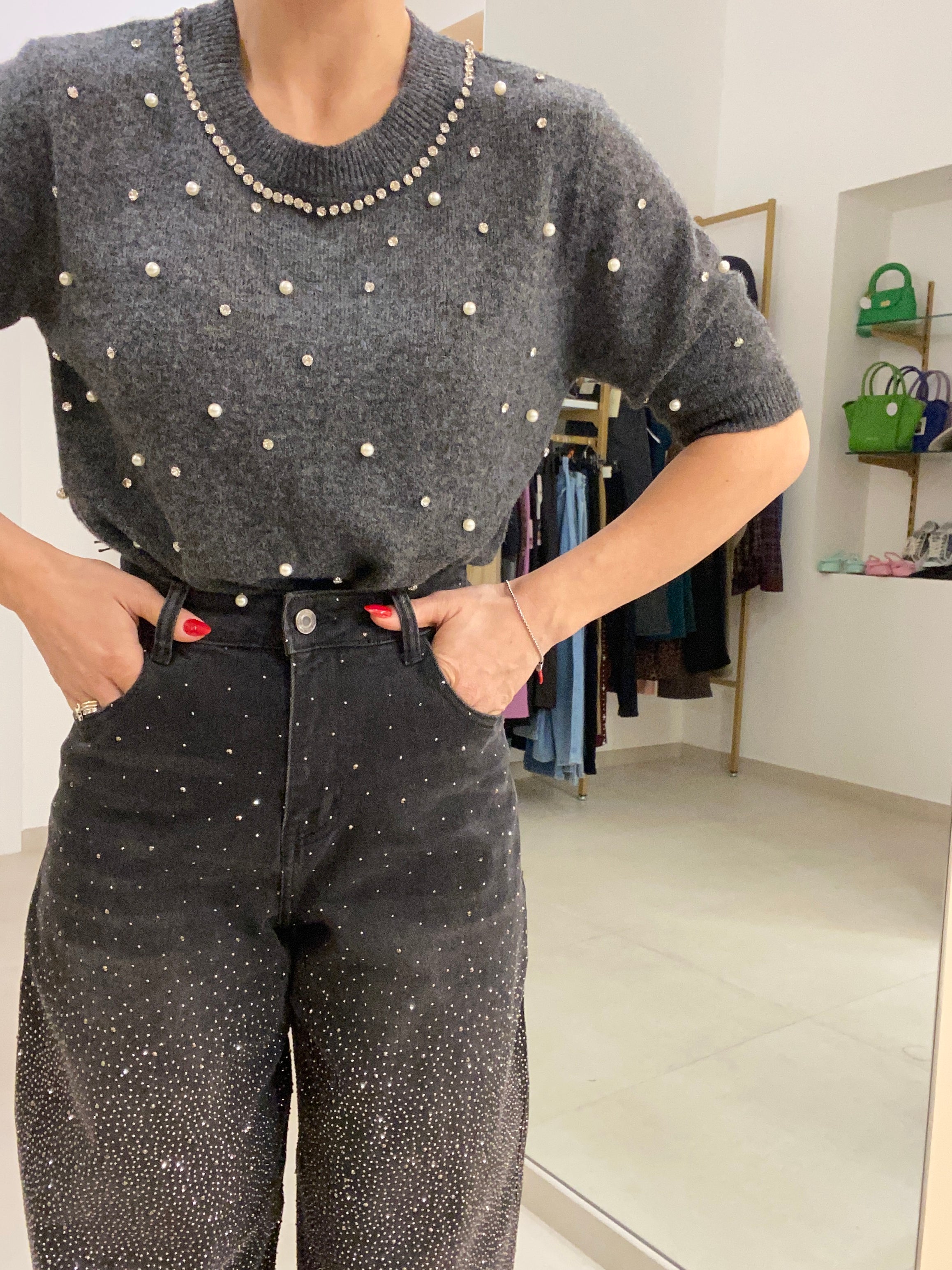 Maglia calda con perline e brillantini