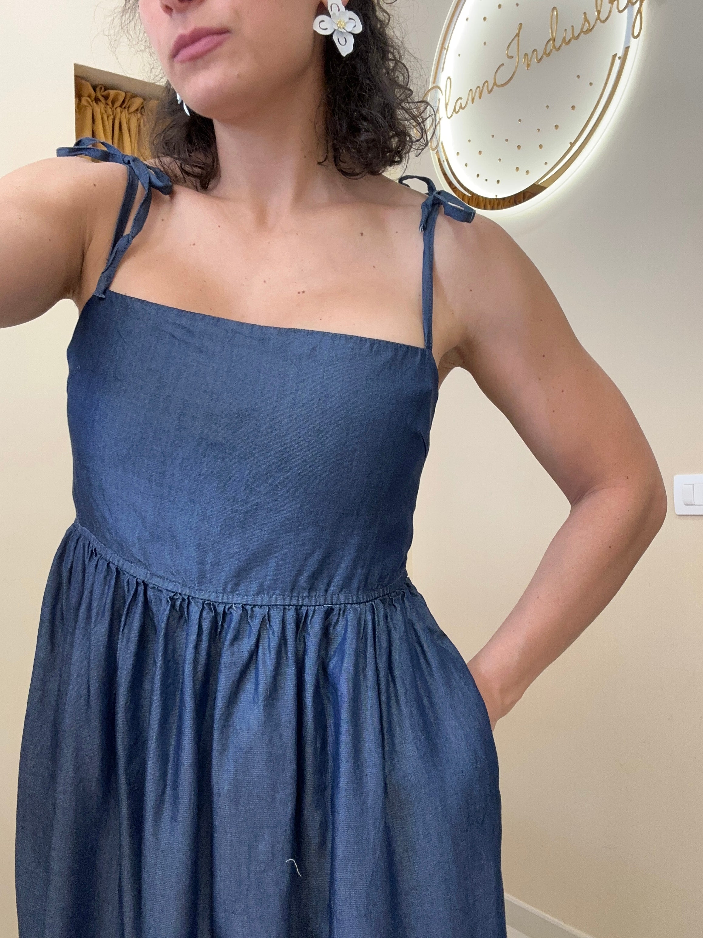 Abito denim versatile