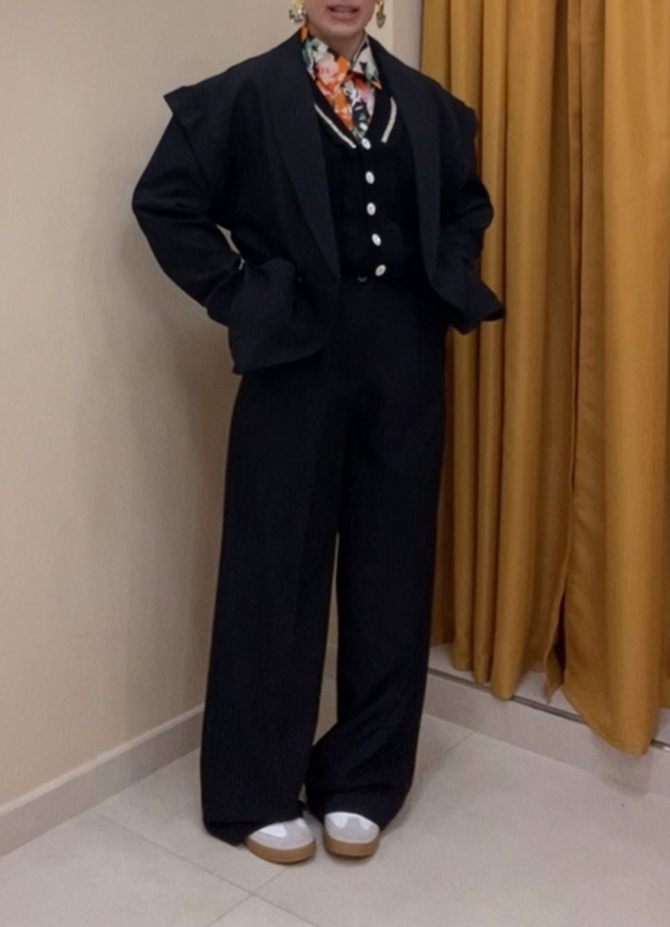 Tailleur effetto doppia manica nero