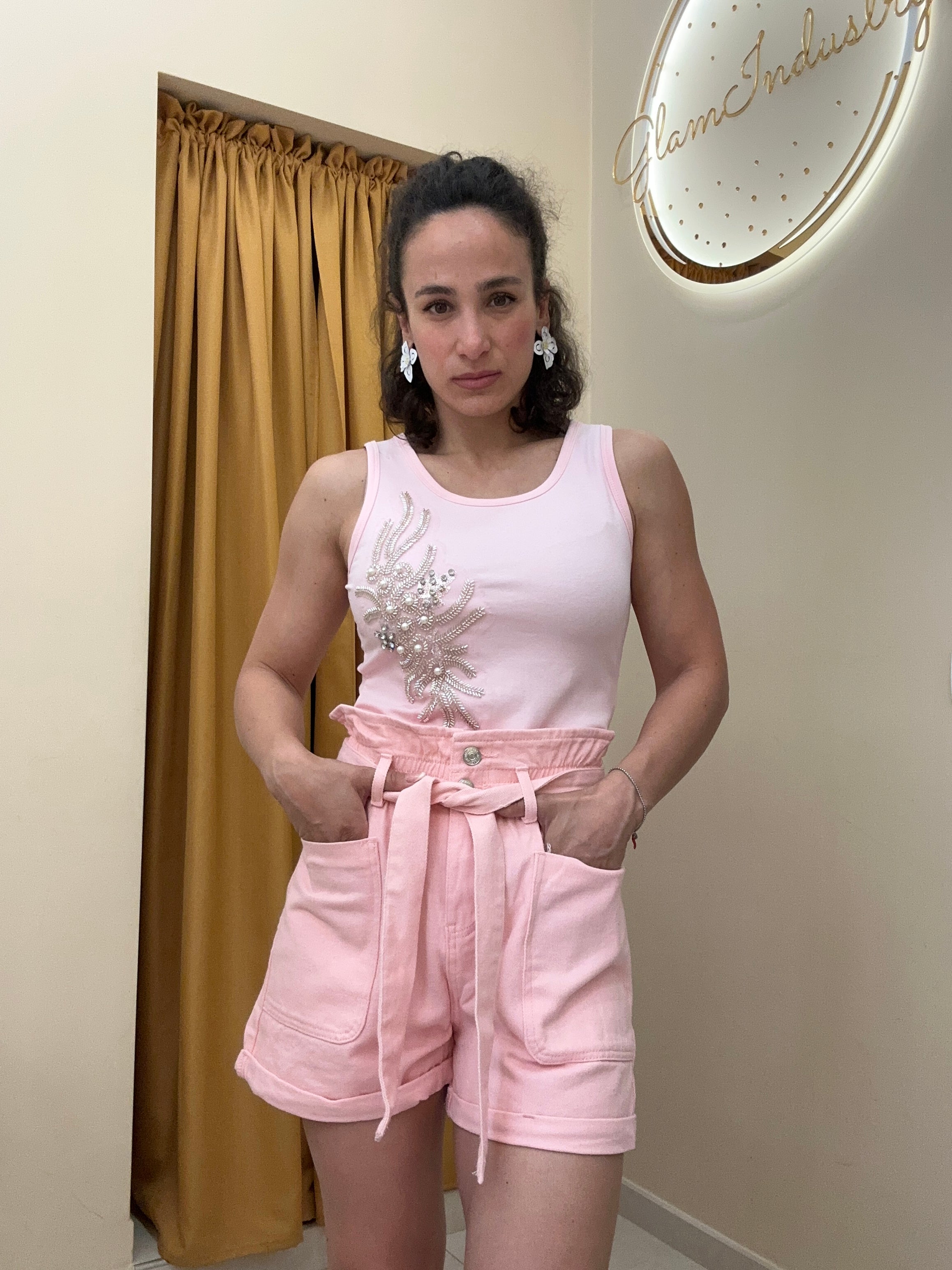 Short caramella