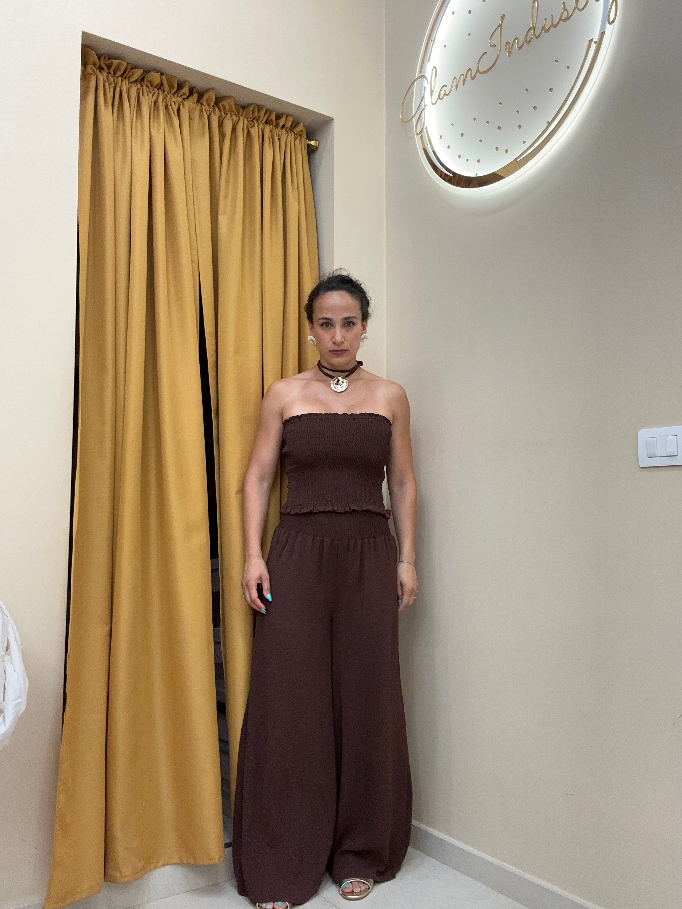 Coordinato top elastico e collana