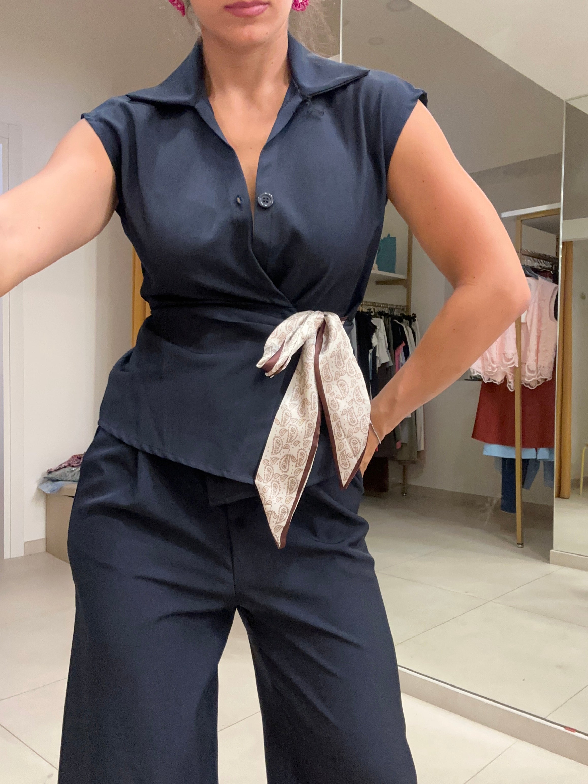 Coordinato chic camicia fiocco blu