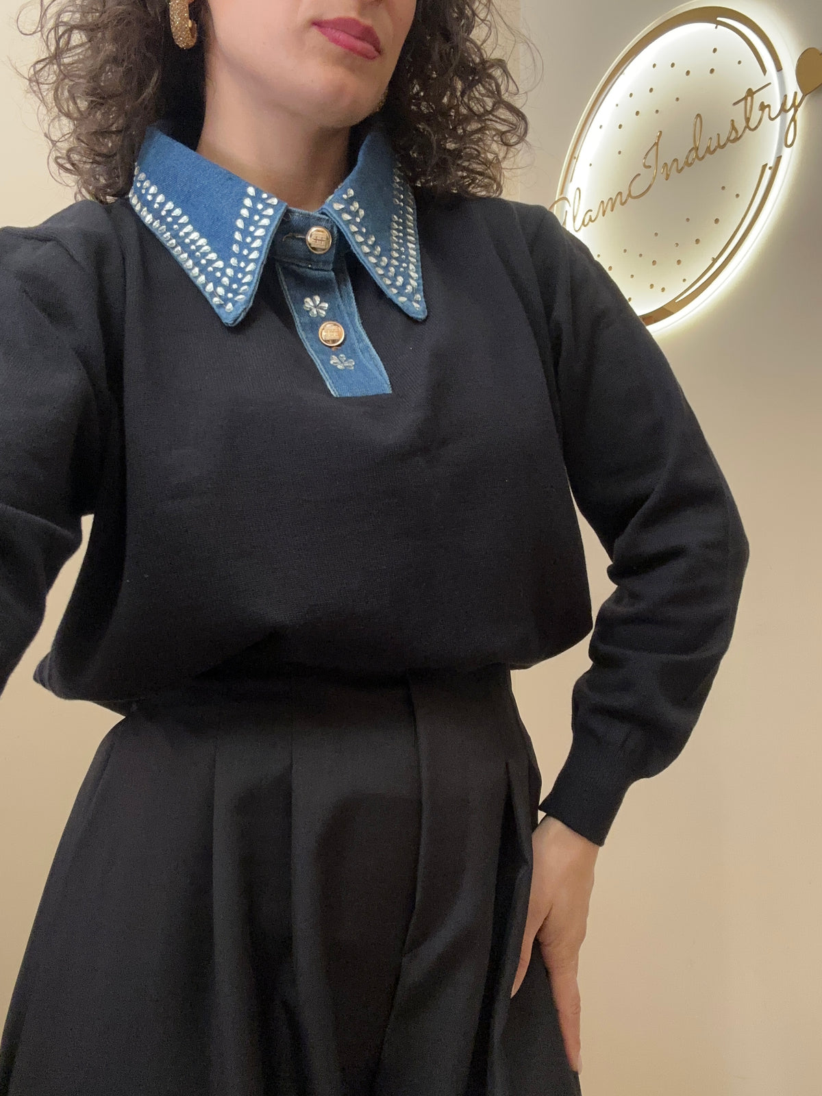 Pull con colletto in denim