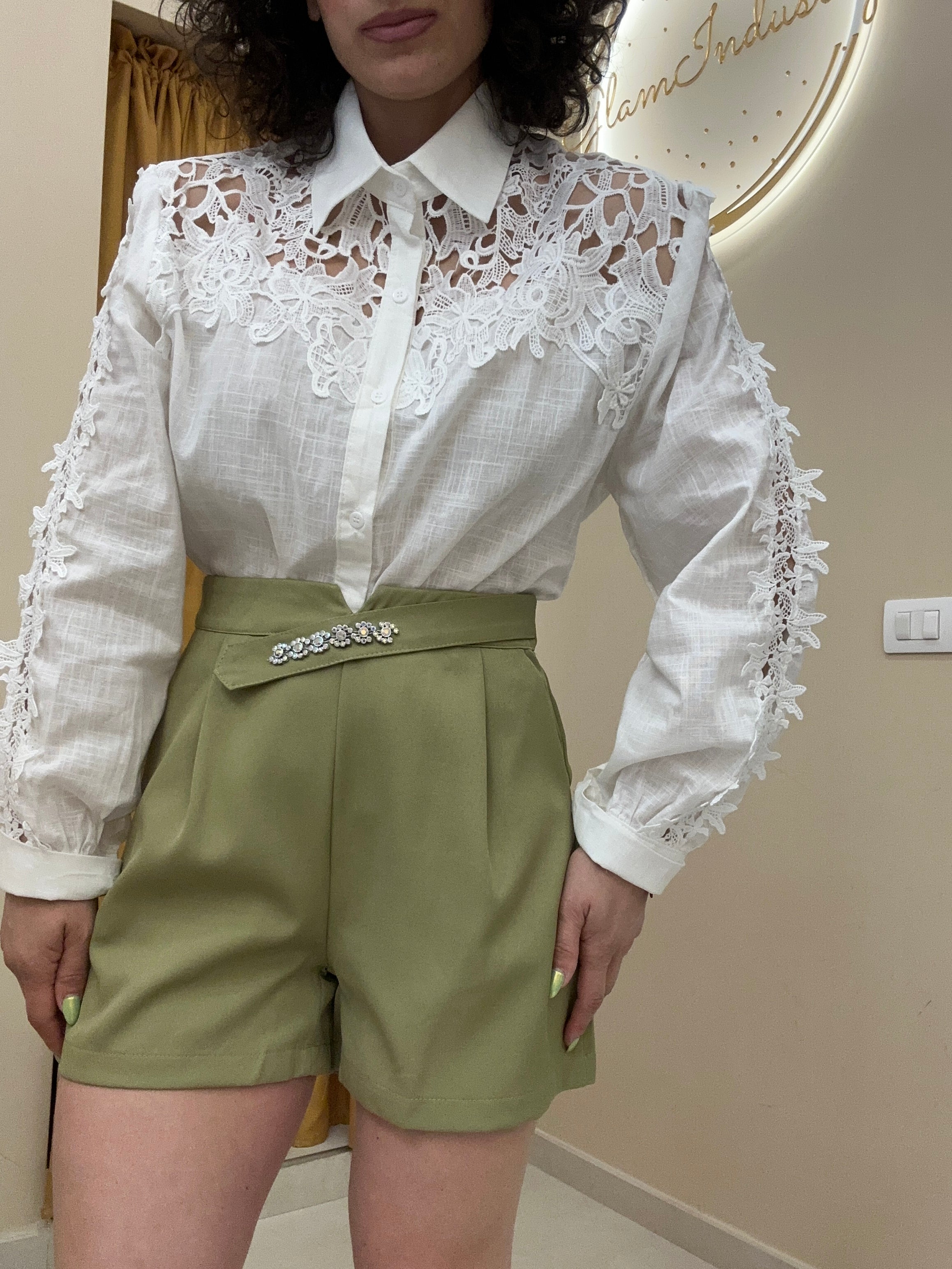 Short Alba