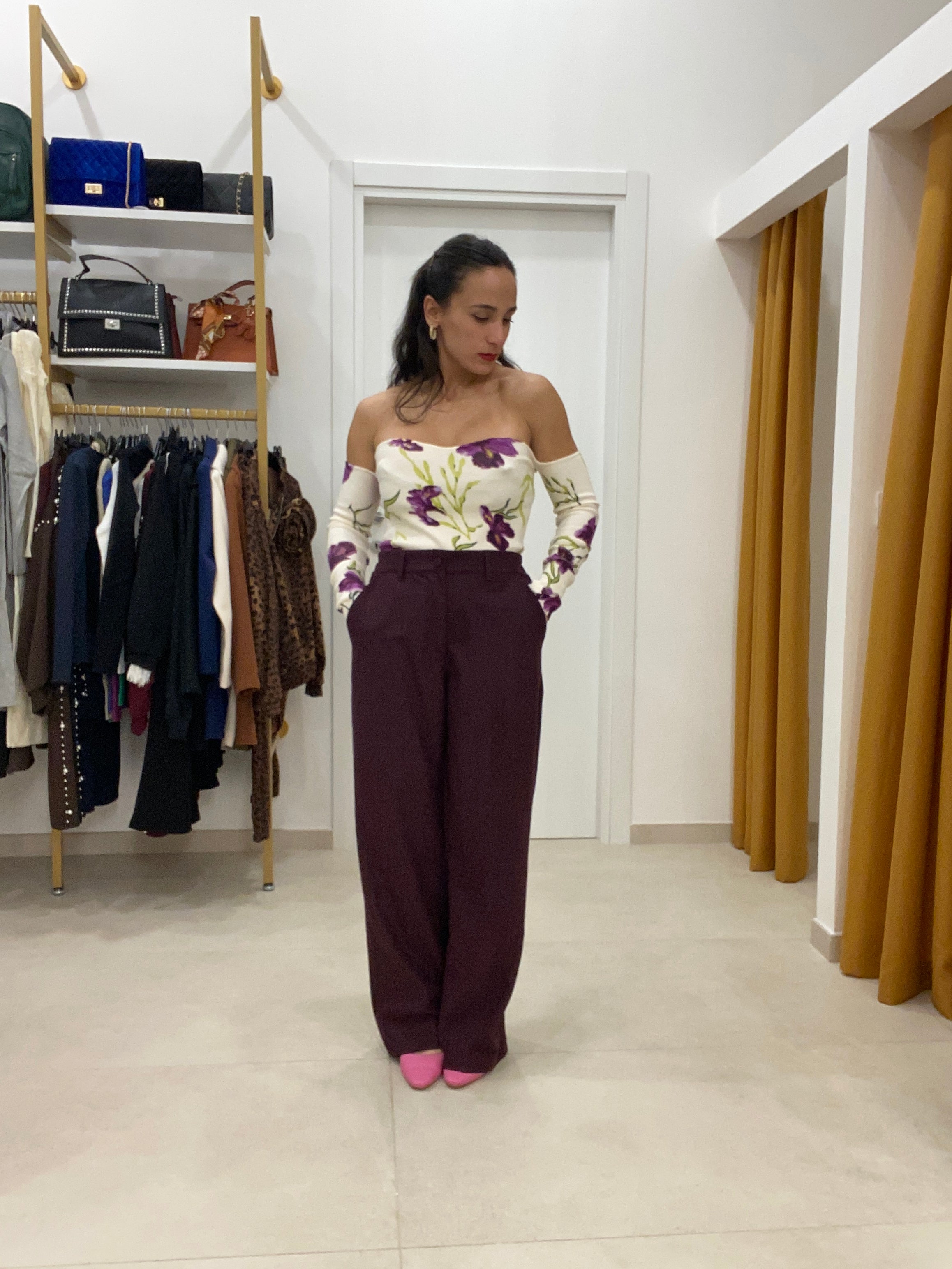 Tailleur sbuffo e doppio petto