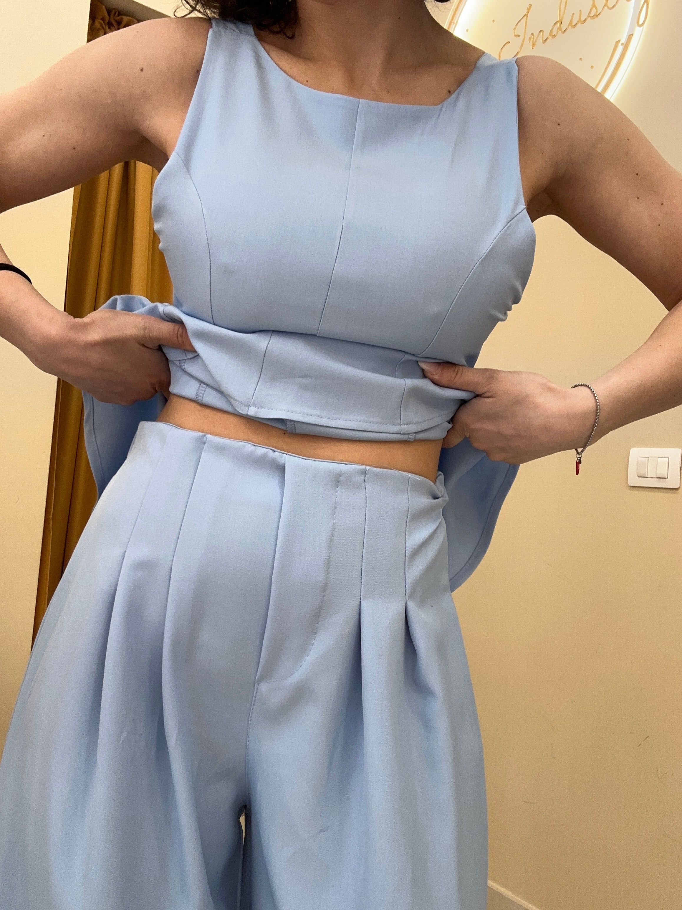 Completo fashion ma low cost celeste