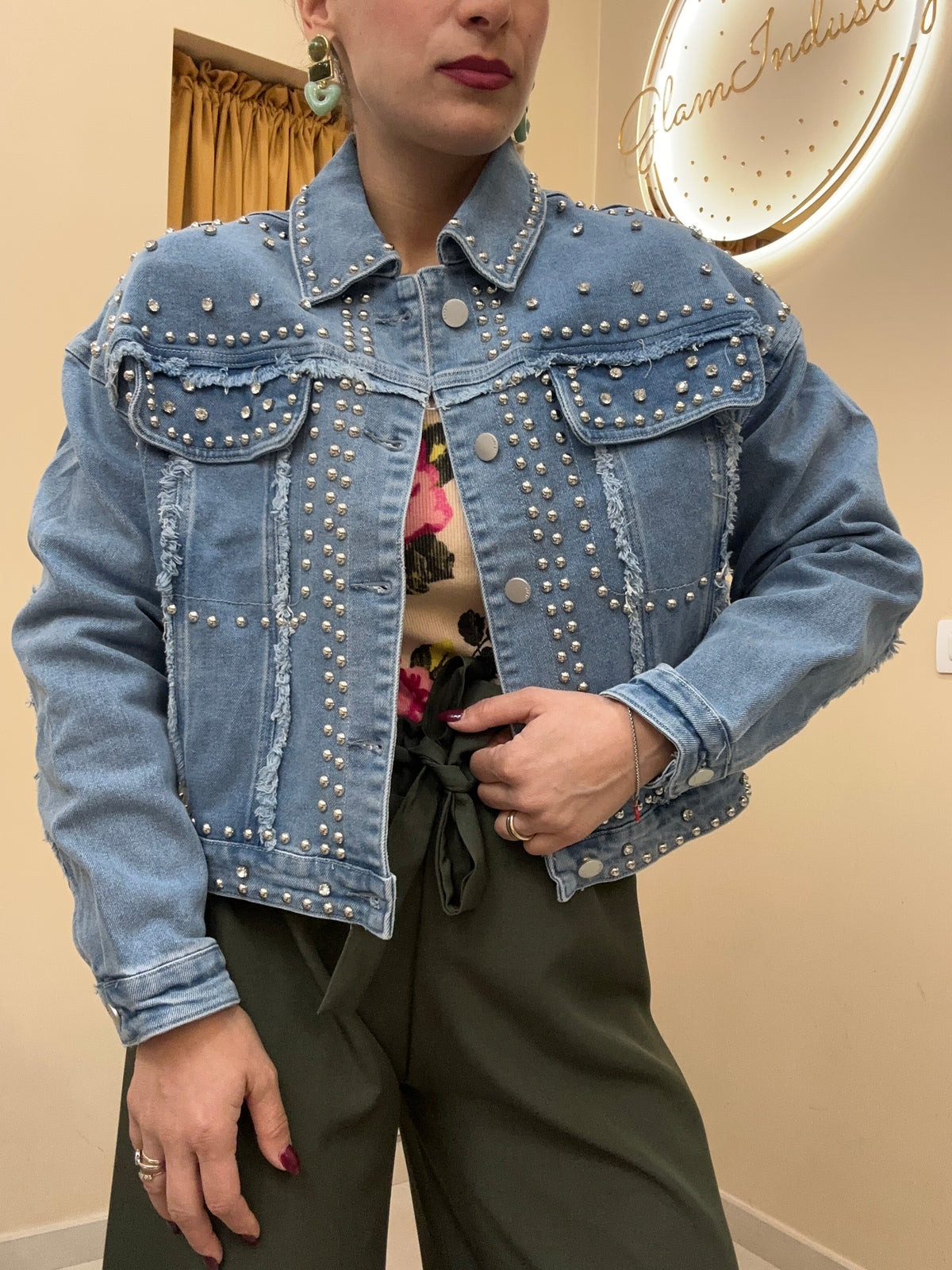Giacca in jeans borchie