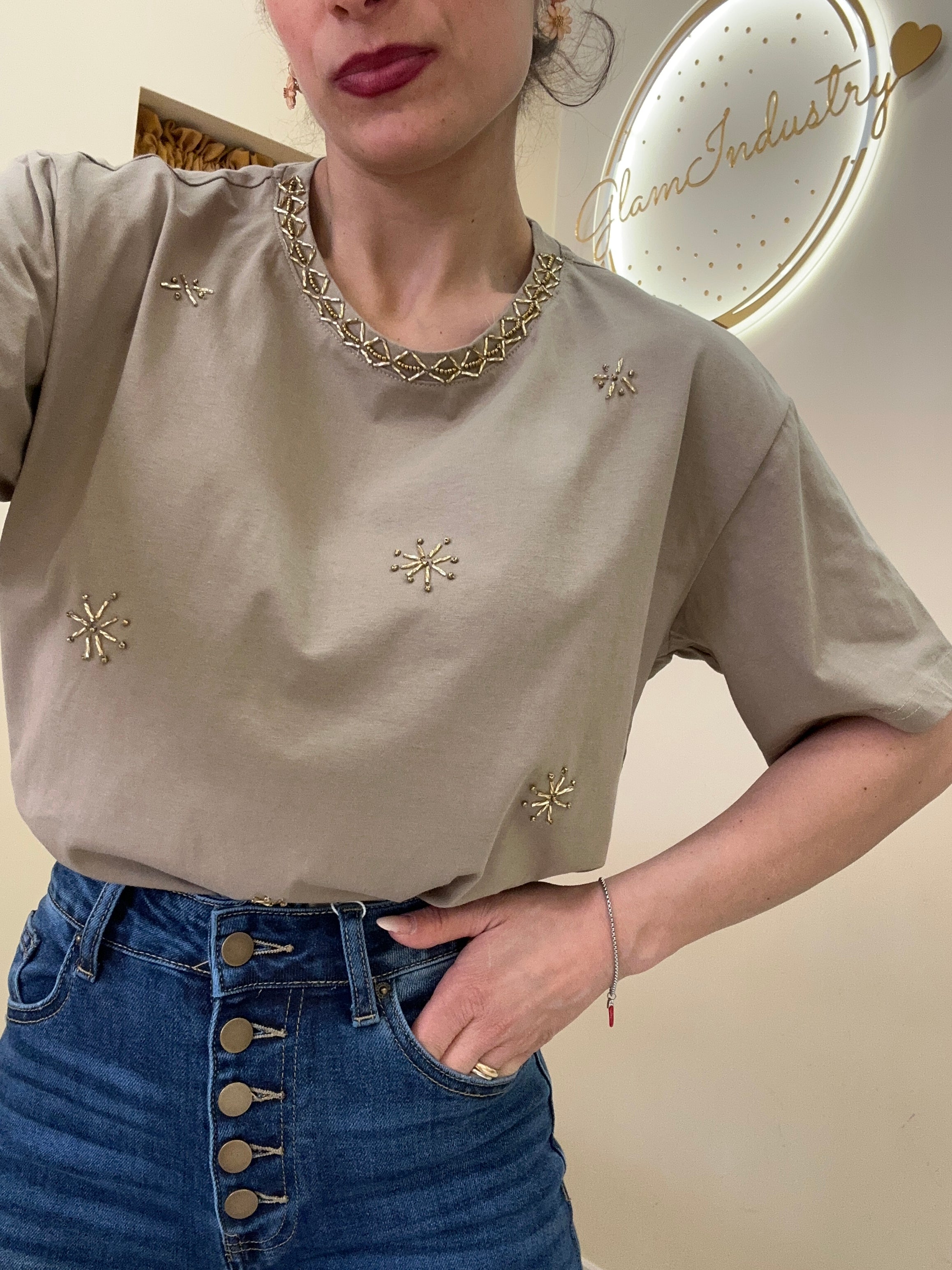 T-shirt dettaglio oro