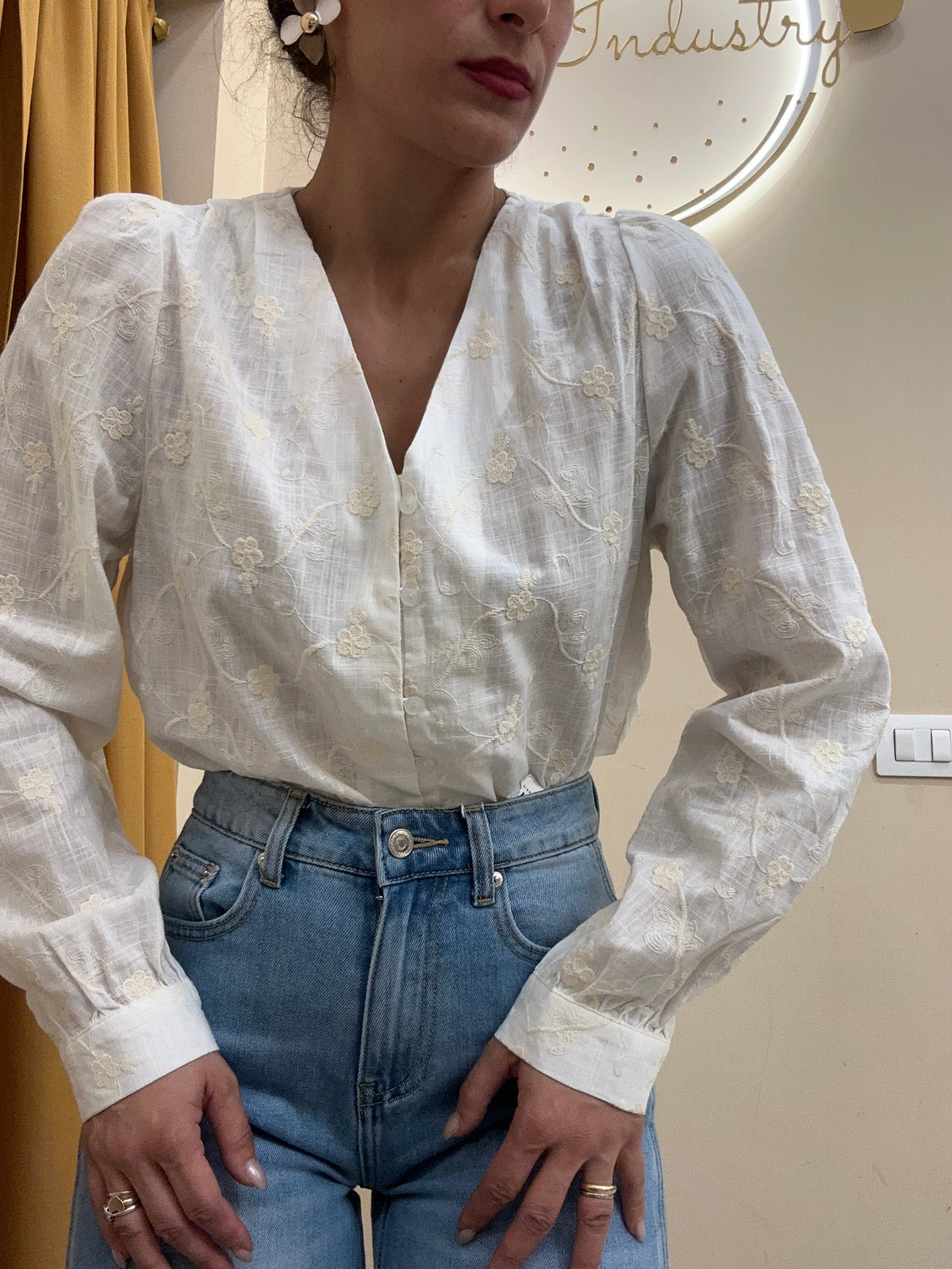 Camicia ricami