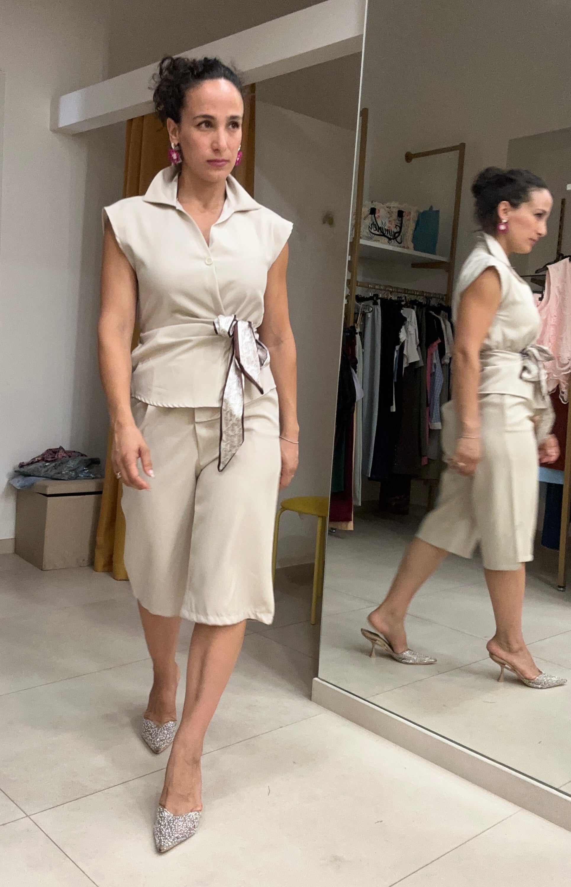 Coordinato chic camicia fiocco beige