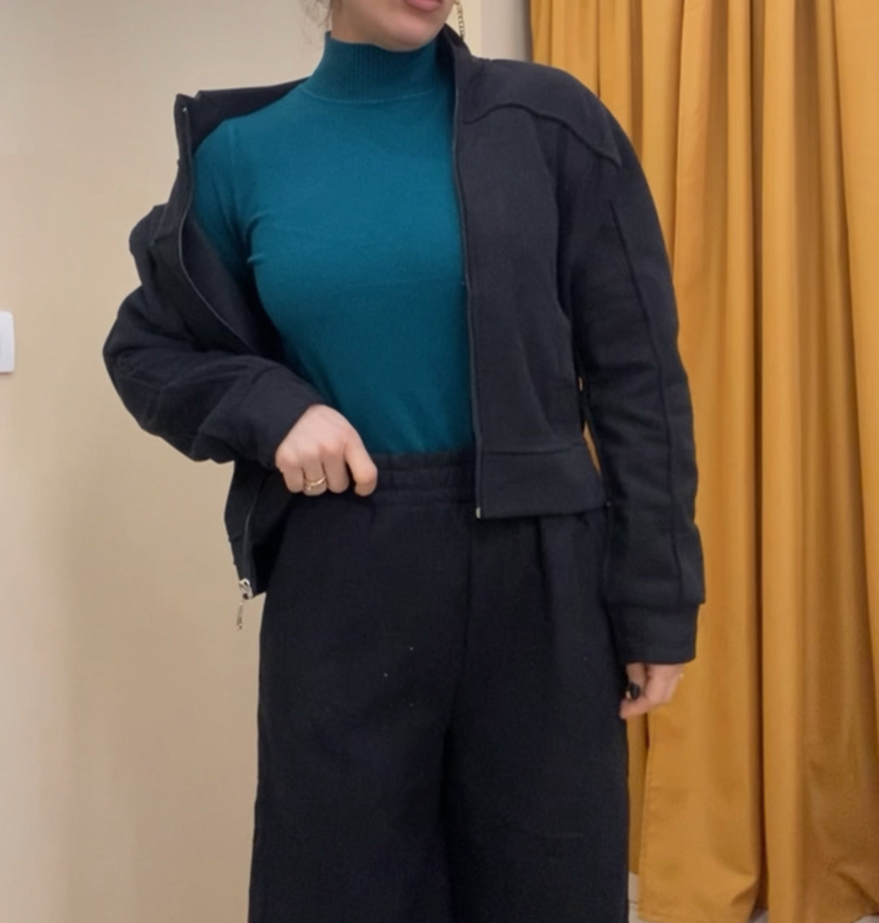 Maglione basic mezzo collo